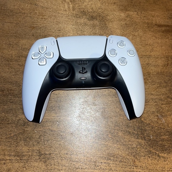 PlayStation 5 Disc Edition - Picture 6 of 12